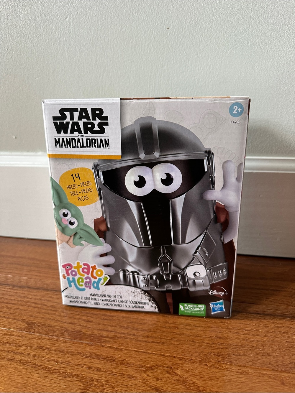 RARE Star Wars The Mandalorian Mr Potato Head Toy - Silver & Green